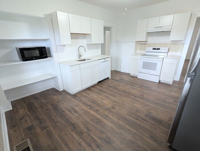 Photo - Win4027 Unit 4027