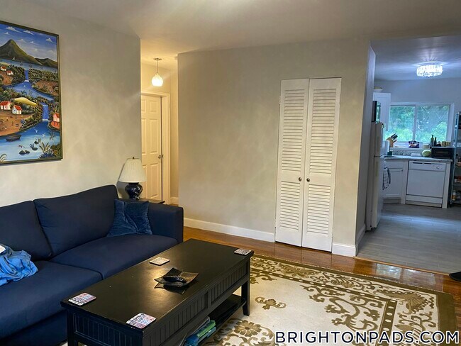 Photo - 63 Selkirk Rd Unidad 8