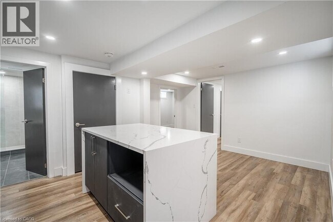 Photo - 19 Munn St
