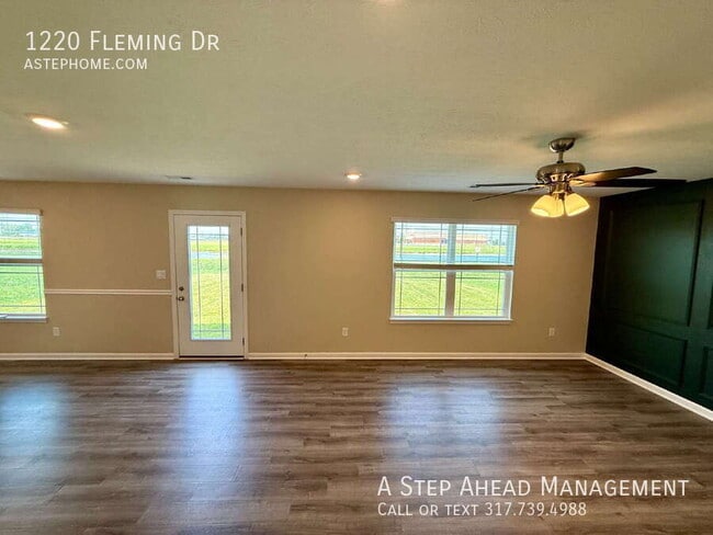 Photo - 1220 Fleming Dr