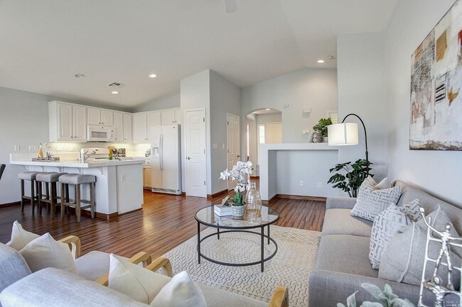 Photo - 377 Gold Hills Dr