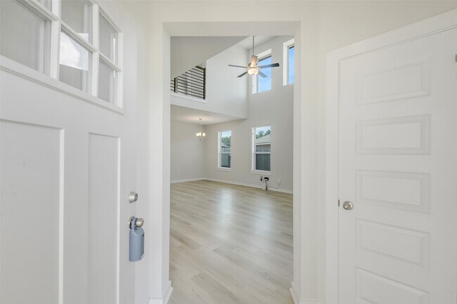 Photo - 2734 Pheasant Hl Ct