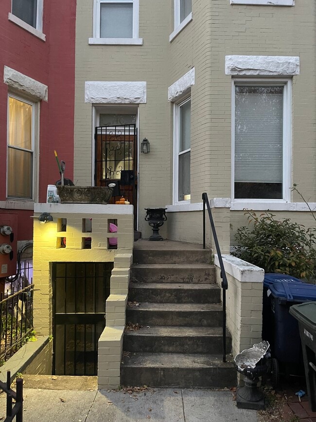 Photo - 140 Tennessee Ave NE