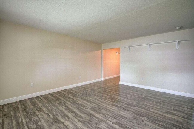 Photo - 1883 Dillone Ln