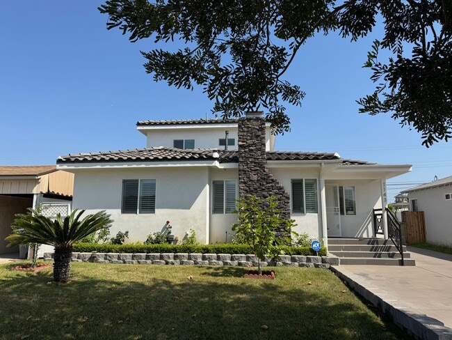 Photo - 1143 W 163rd St Apartamento Unidad 1143