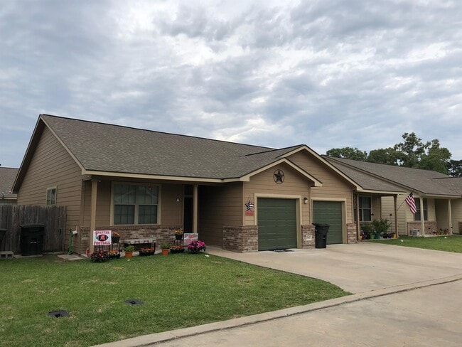 Building Photo - 21421 E Wallis Dr Rental