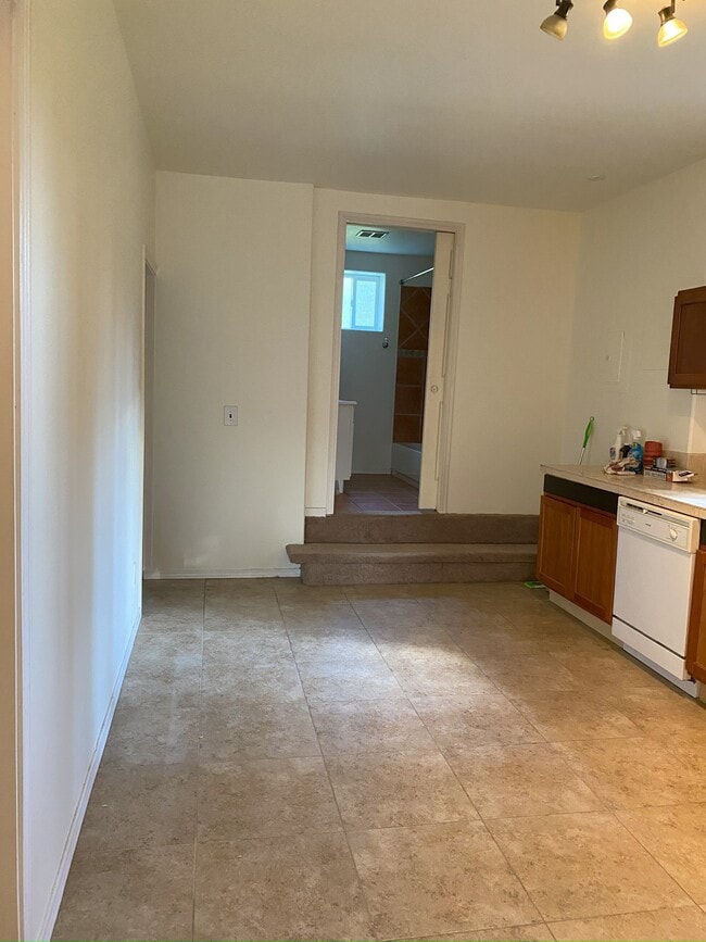 Photo - 11425 Juanita Dr NE