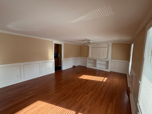 Photo - 11614 Algonquin Rd