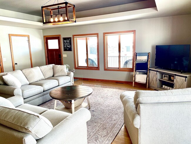 Photo - 3 Bed, 2 Bath Duplex in Hillsboro