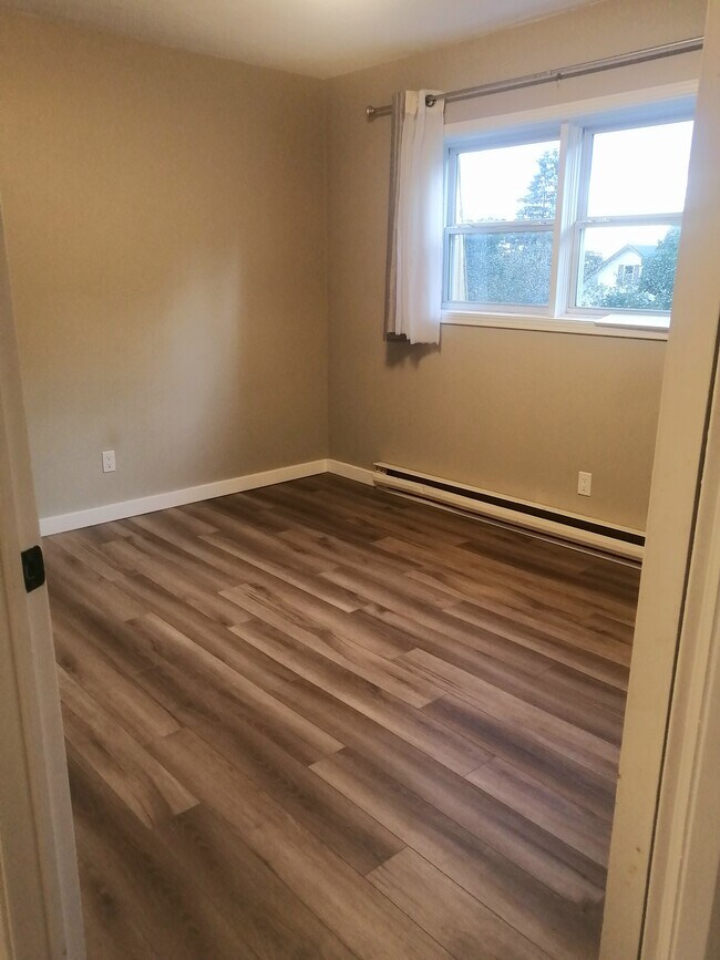 Photo - 1 Bed / 1 Bath Apartment for Rent! Available May 1st! Unité 6