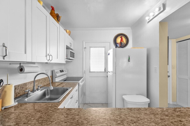 Photo - 5401 NW 2nd Ave Unidad 227