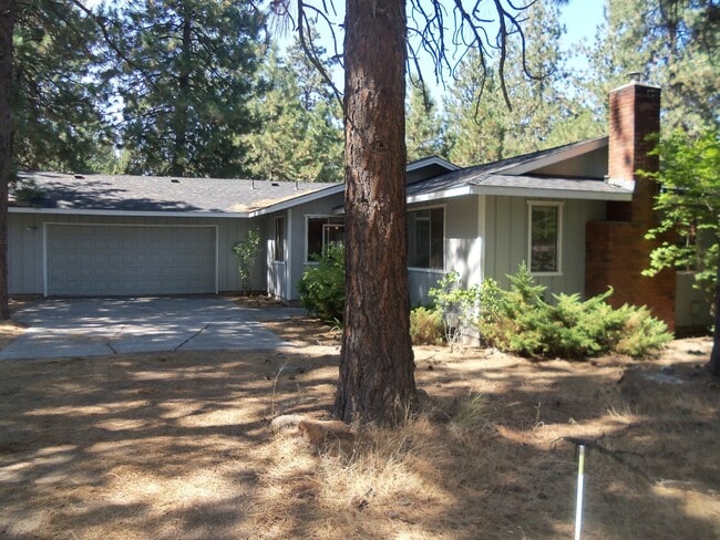 Photo - Charming Home on .25 acre Lot!