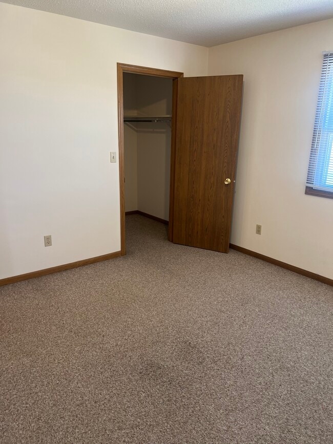 Photo - 4024 Canterbury Dr