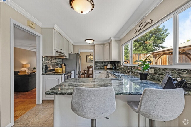 Building Photo - 590 Cinnabar Dr Rental
