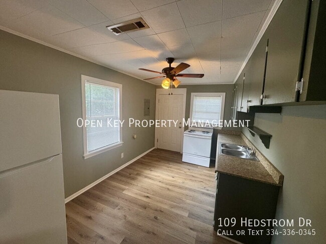 Building Photo - 109 Hedstrom Dr Rental
