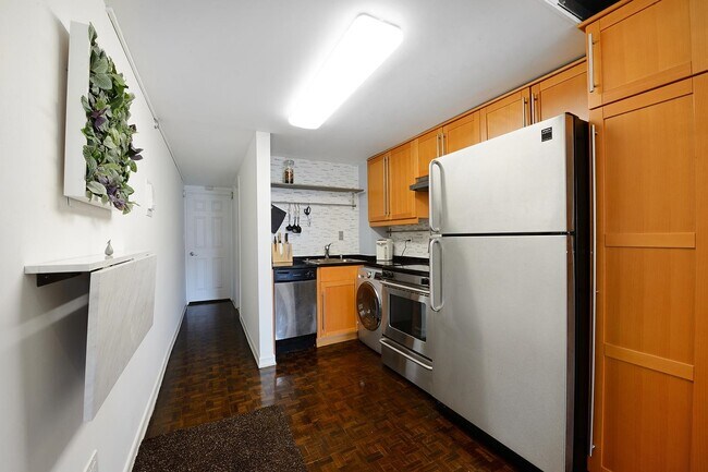 Photo - 212 9th St