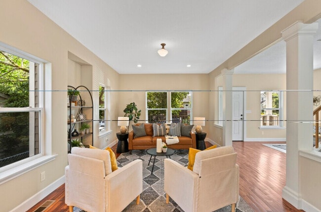 Building Photo - 7321 NE 8th Ave Unit A