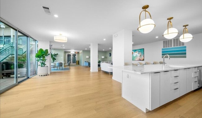 Área comunitaria - 501 Slaters Ln Unidad 508