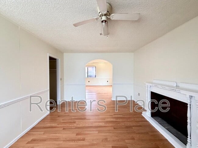 Photo - 3548 E King Pl