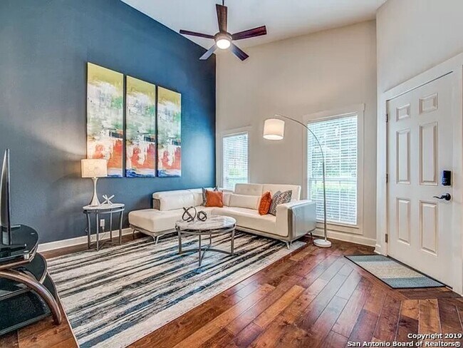 Photo - FURNISHED AND EQUIPPED LUXURY TOWNHOME  |  GATED  |  2 SWIMMING POOLS