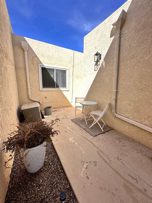 Photo - 2 Bedroom 2 Bath Townhome w/2 Car Garage and Refrigerated Air