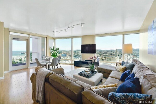 Photo - 425 1st St Condo