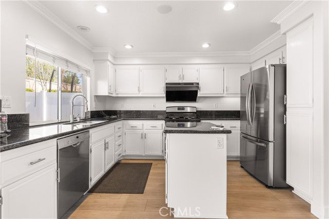 Photo - 2 Cameron Cir