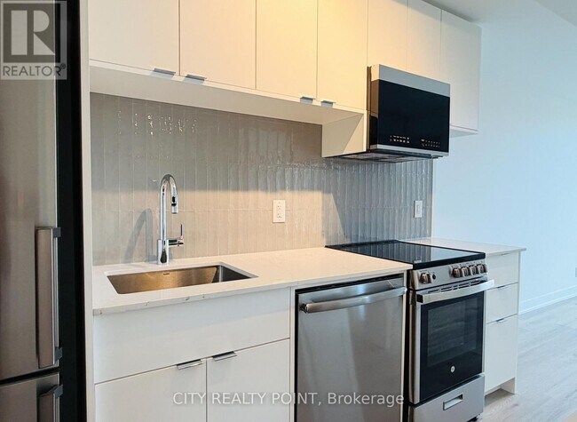 Photo - 1660 Bloor St W Unité 315