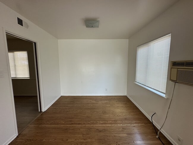 997 Capper Ave