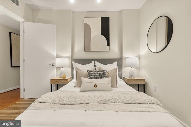 3534 10th St NW Unit 200