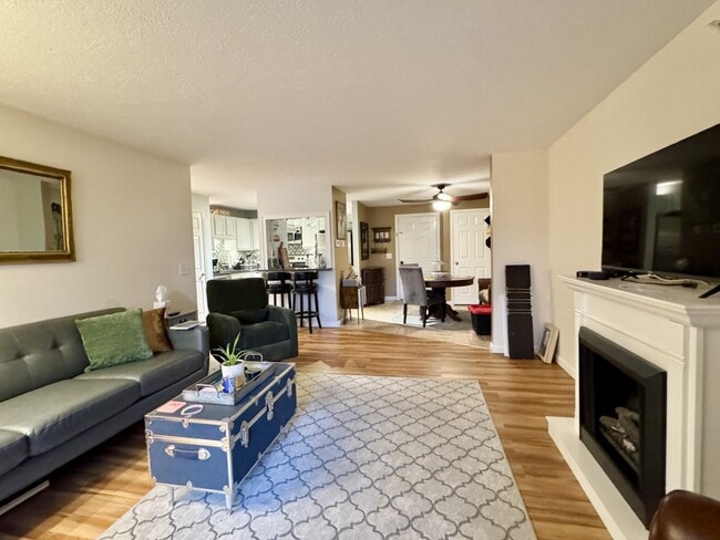 Photo - 19 Saco St Unidad 95