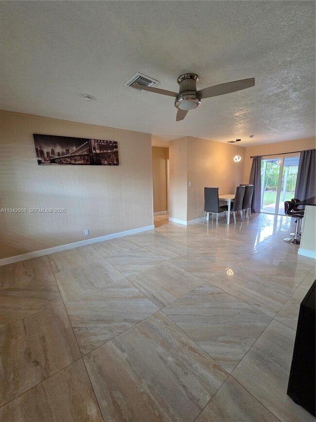 Photo - 6270 NW 14th St