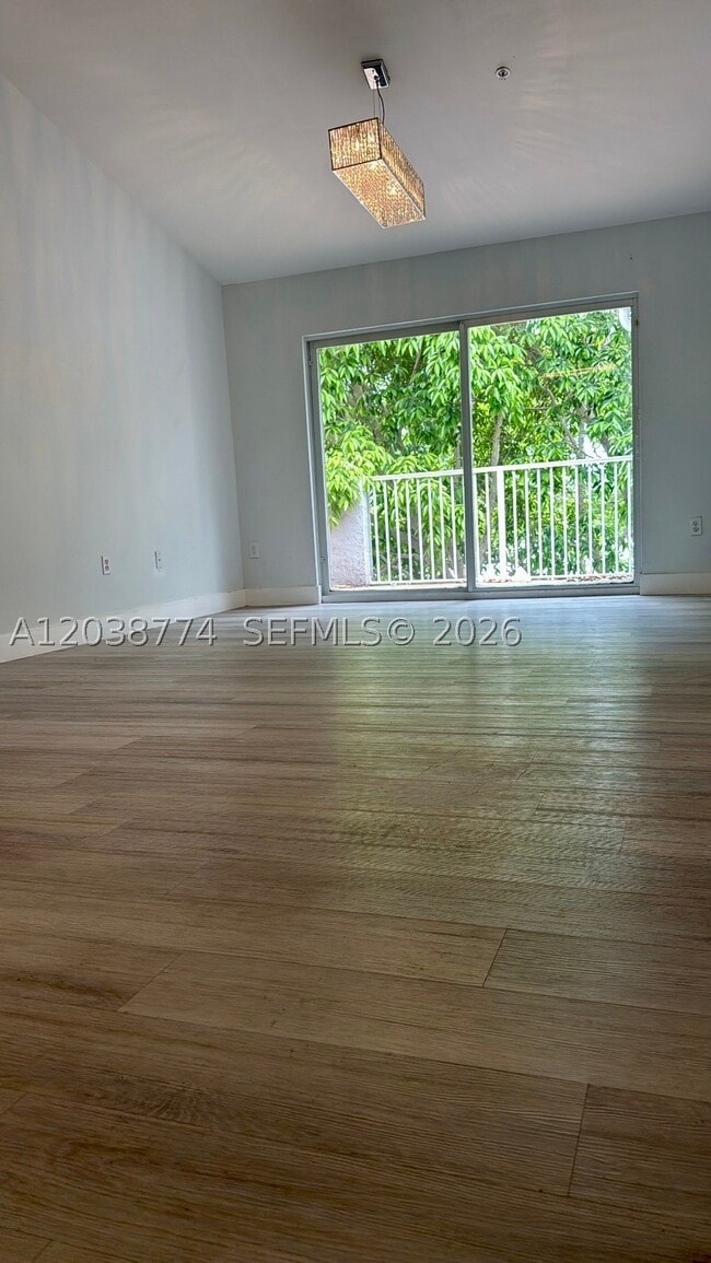 Building Photo - 11155 SW 5th St Unit 302