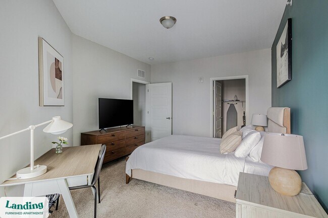 Photo - 1431 Dixie Hwy Unit 1-1411