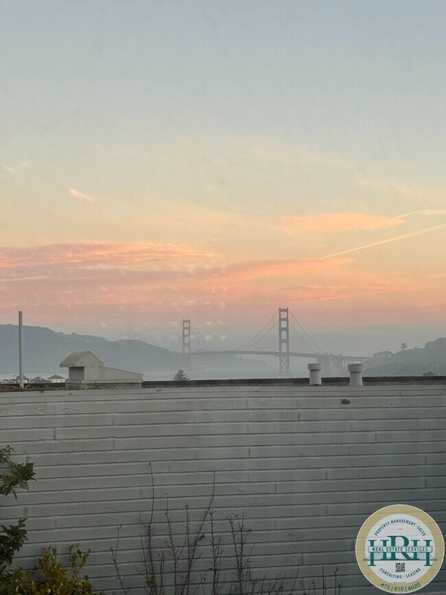 Photo - Tranquil & Spacious 2 BR/Den/ 1 BA Condo in the Central Richmond District