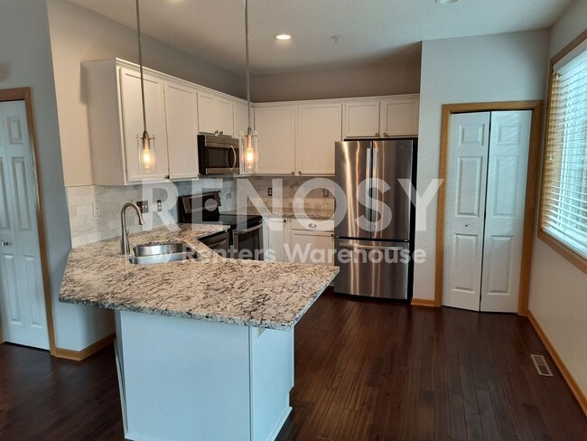 Photo - 787 Fairfield Cir
