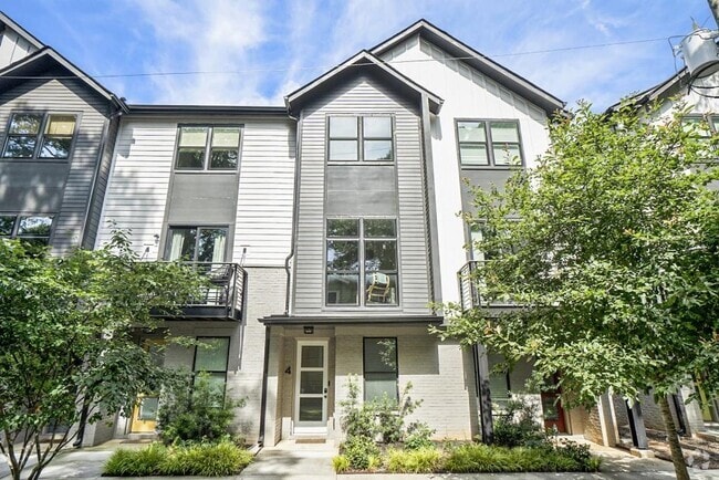 Building Photo - 1350 May Ave SE Rental
