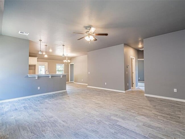 Photo - 409 Grove St