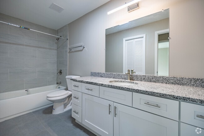 Union Station - Bathroom 3BR, 2BA - 1209SF
