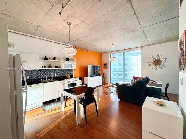 Photo - 690 SW 1st Ct Condo Unit 2026