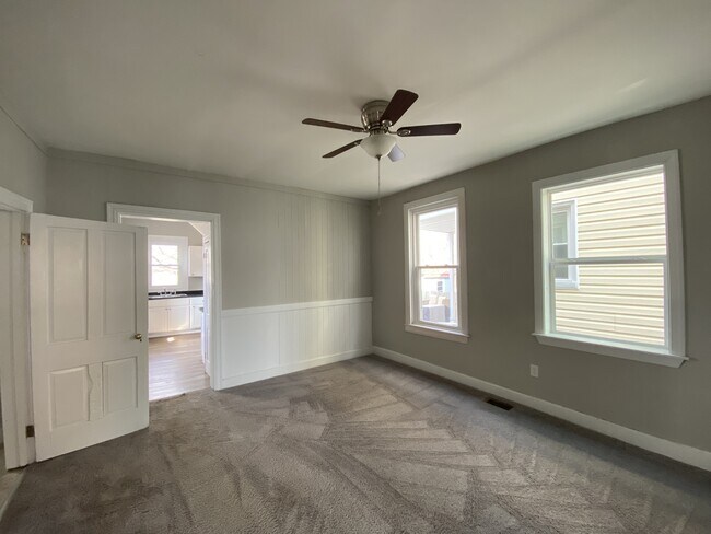 Photo - 26 N Franklin St