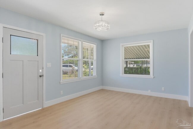 Photo - 525 Pelham Rd