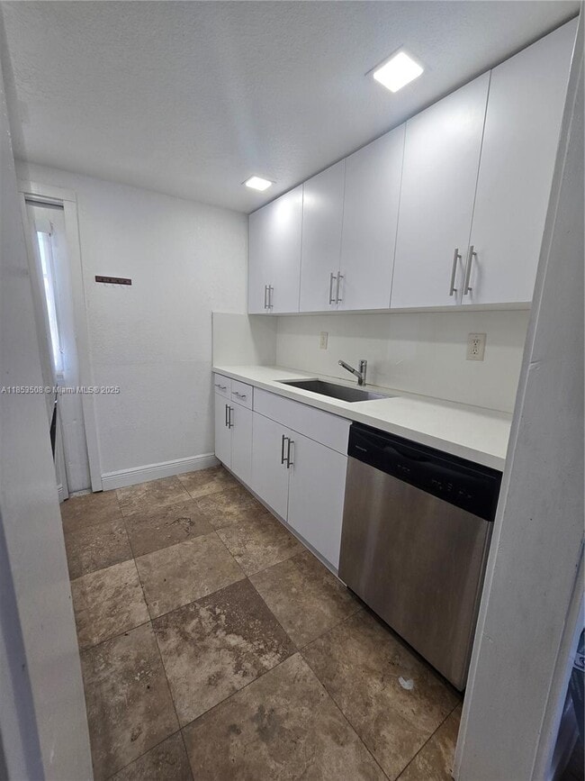 Building Photo - 219 S 17th Ave Unit 1 Rental
