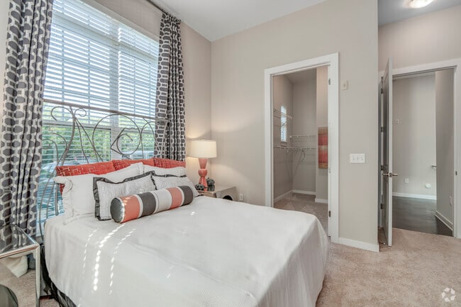 Somerset - Secondary Bedroom - 2BR, 2BA - 1,236SF