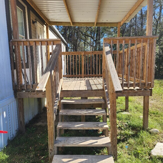 Photo - 15275 Country W Dr