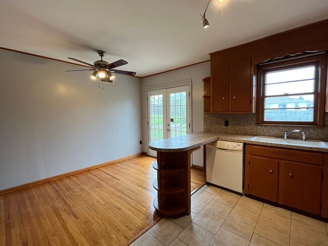 Photo - Three Bedroom Tulsa, 1 Bath