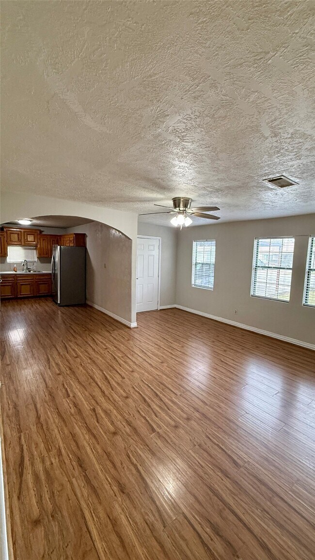 Photo - 13346 Louisville St