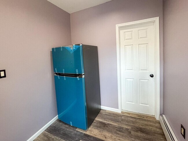 Photo - 354 N Main St