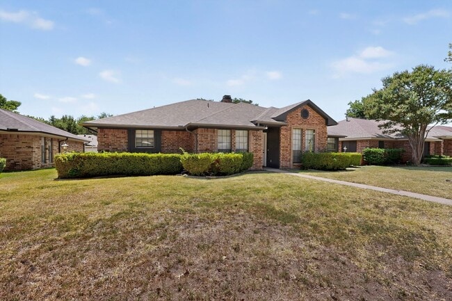 Photo - 3510 Amber Ave