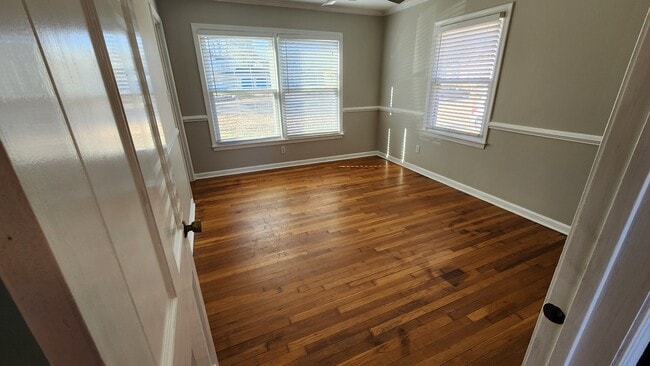 Photo - 510 Kingston Hall Ct